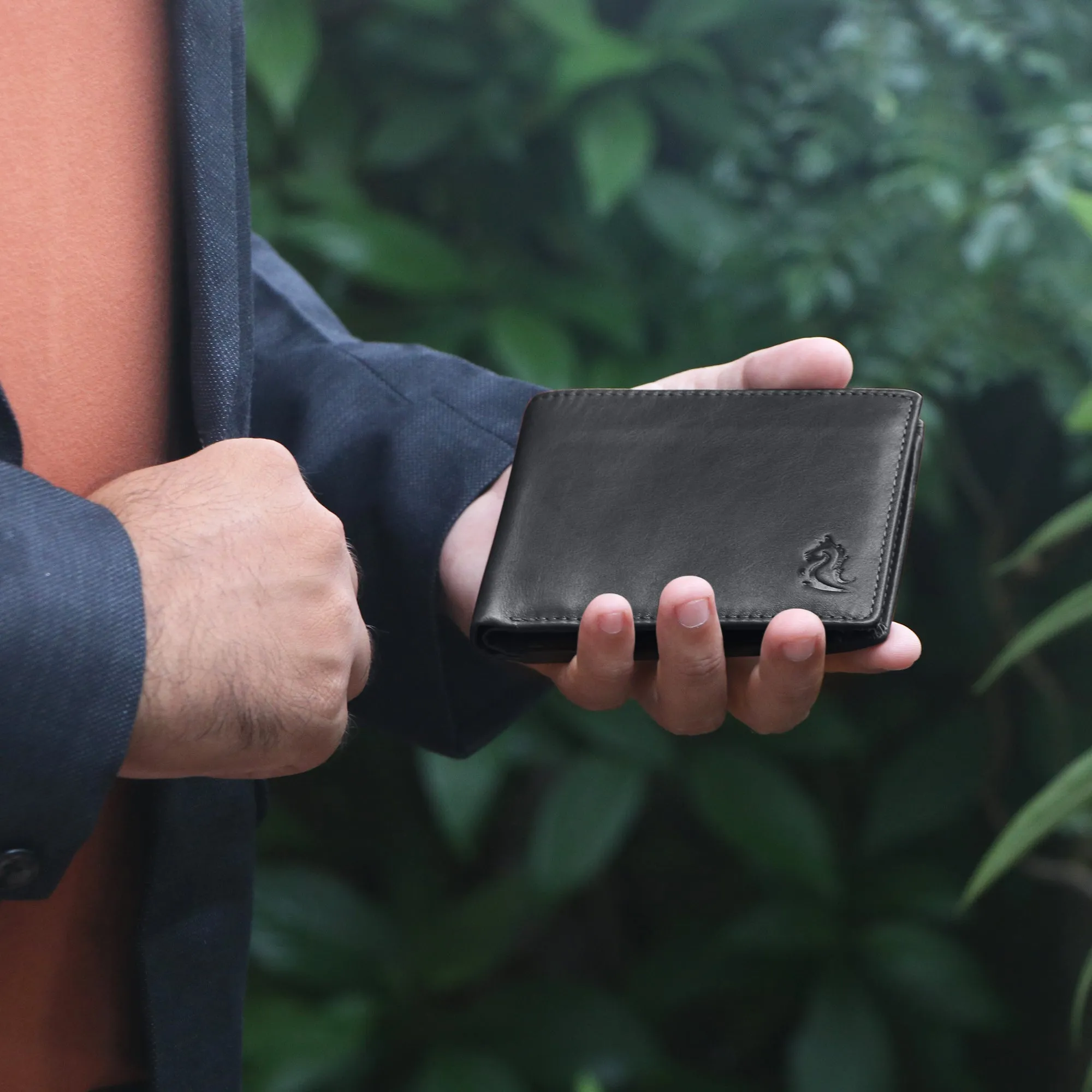 10012 Black Bifold Wallet