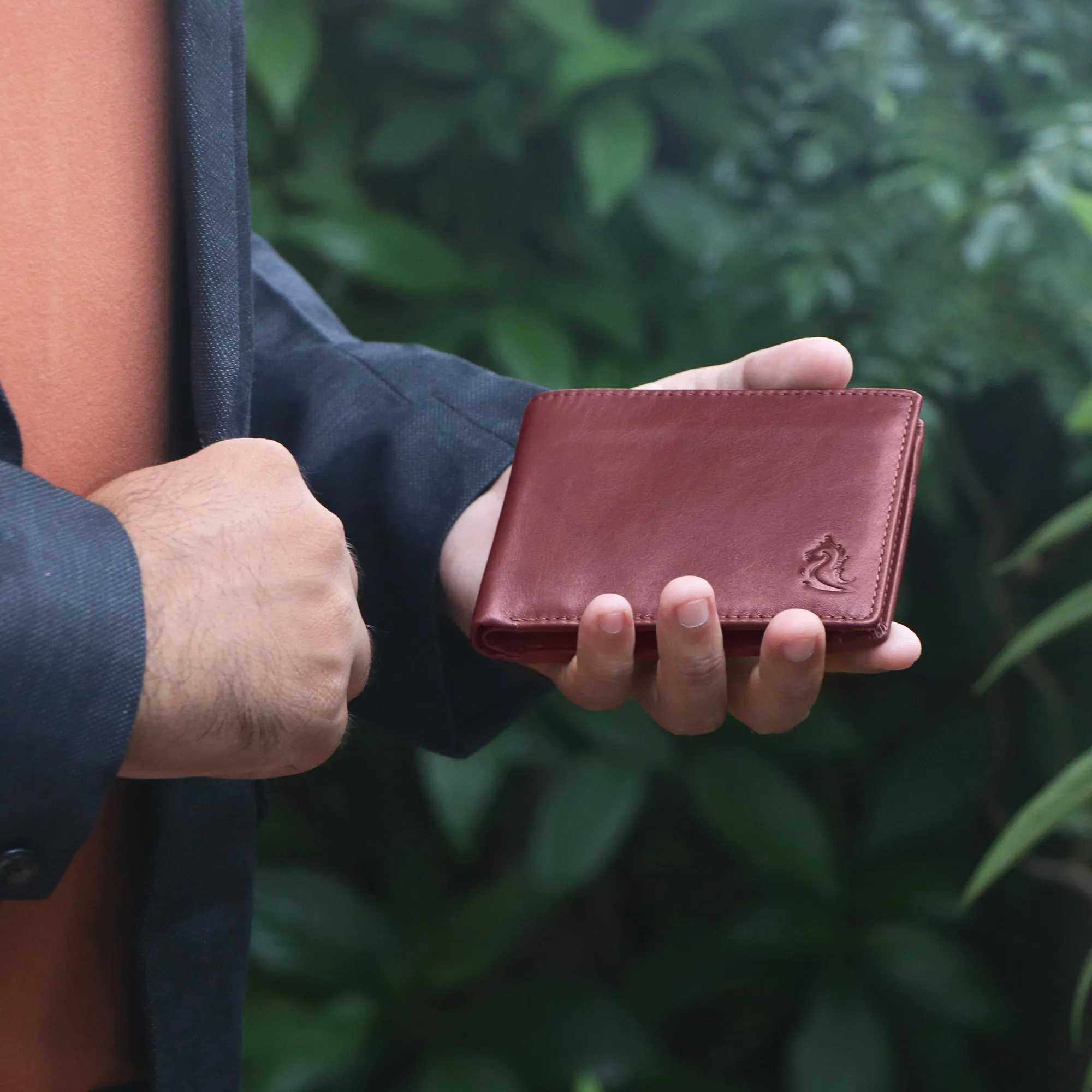 10012 Black Bifold Wallet