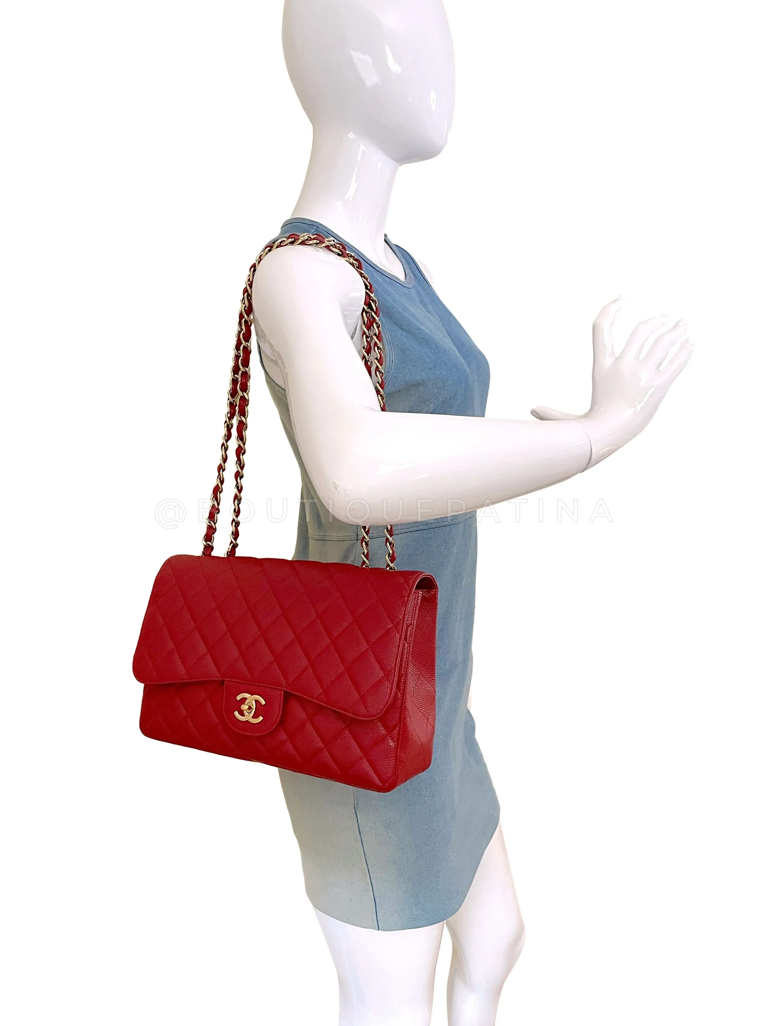 Chanel 2009 Red Caviar Jumbo Classic Flap Bag GHW Single
