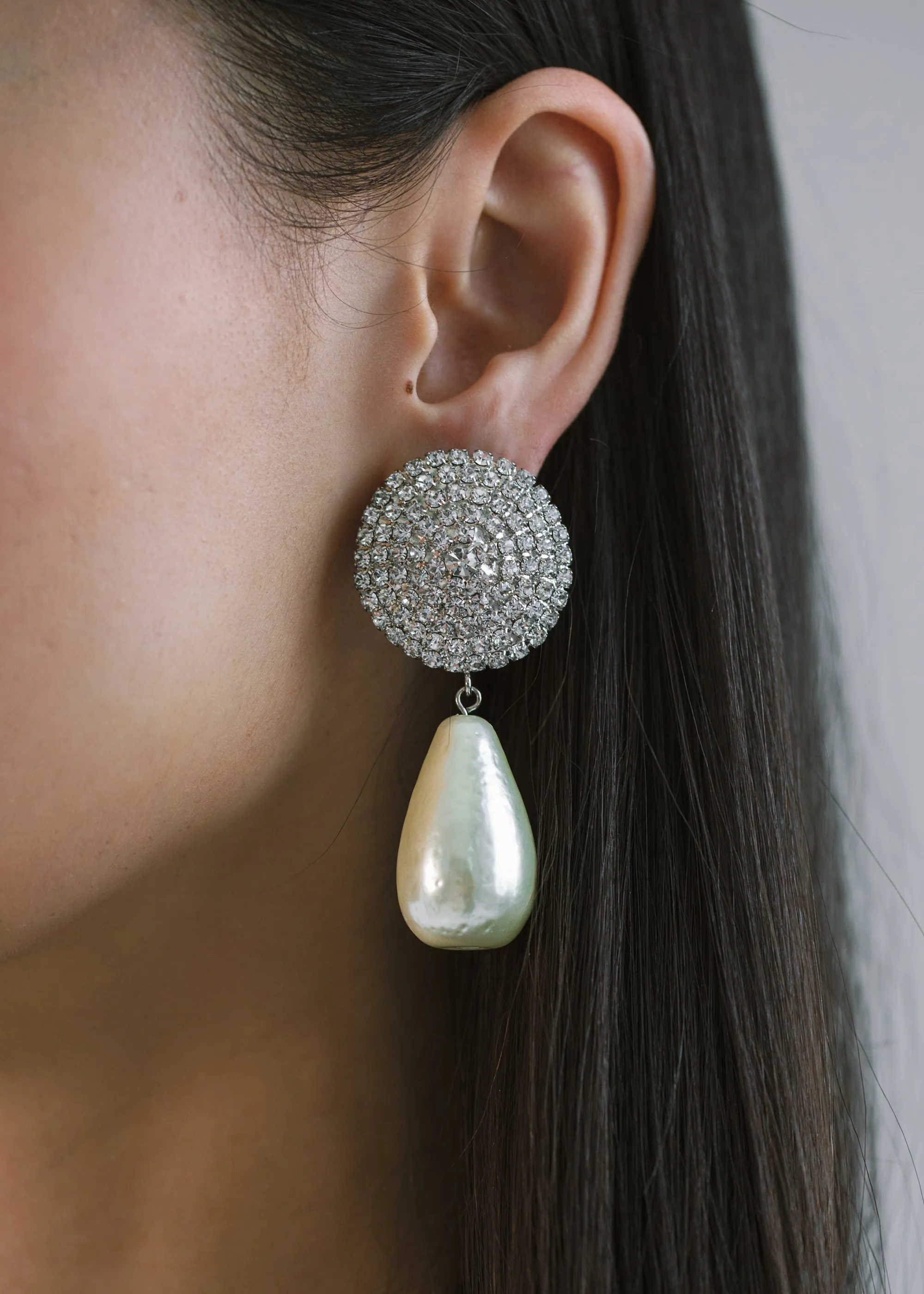 Dorrit Earrings -- Crystal Pearl