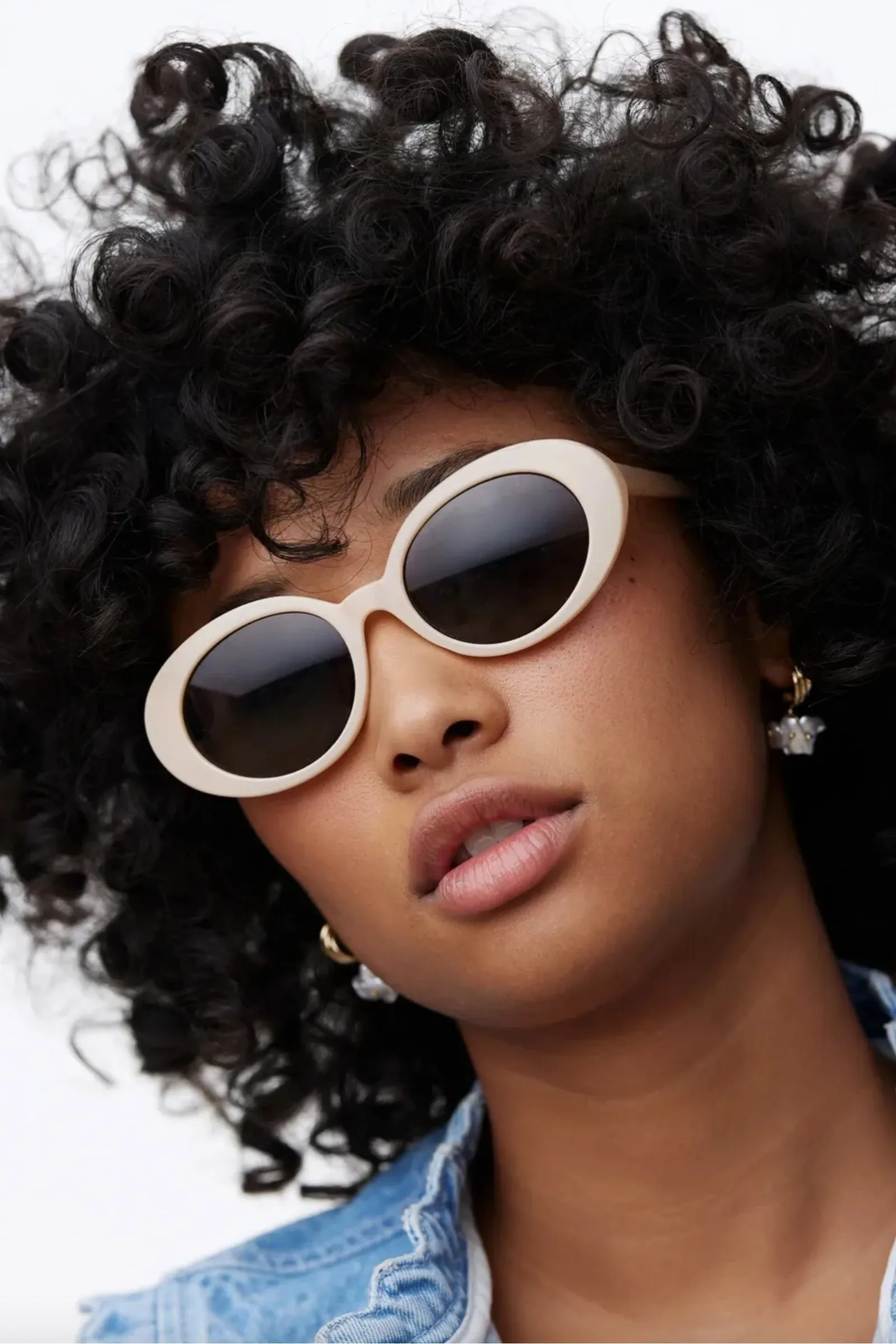 Faux Tortoiseshell Cream Oval Sunglasses