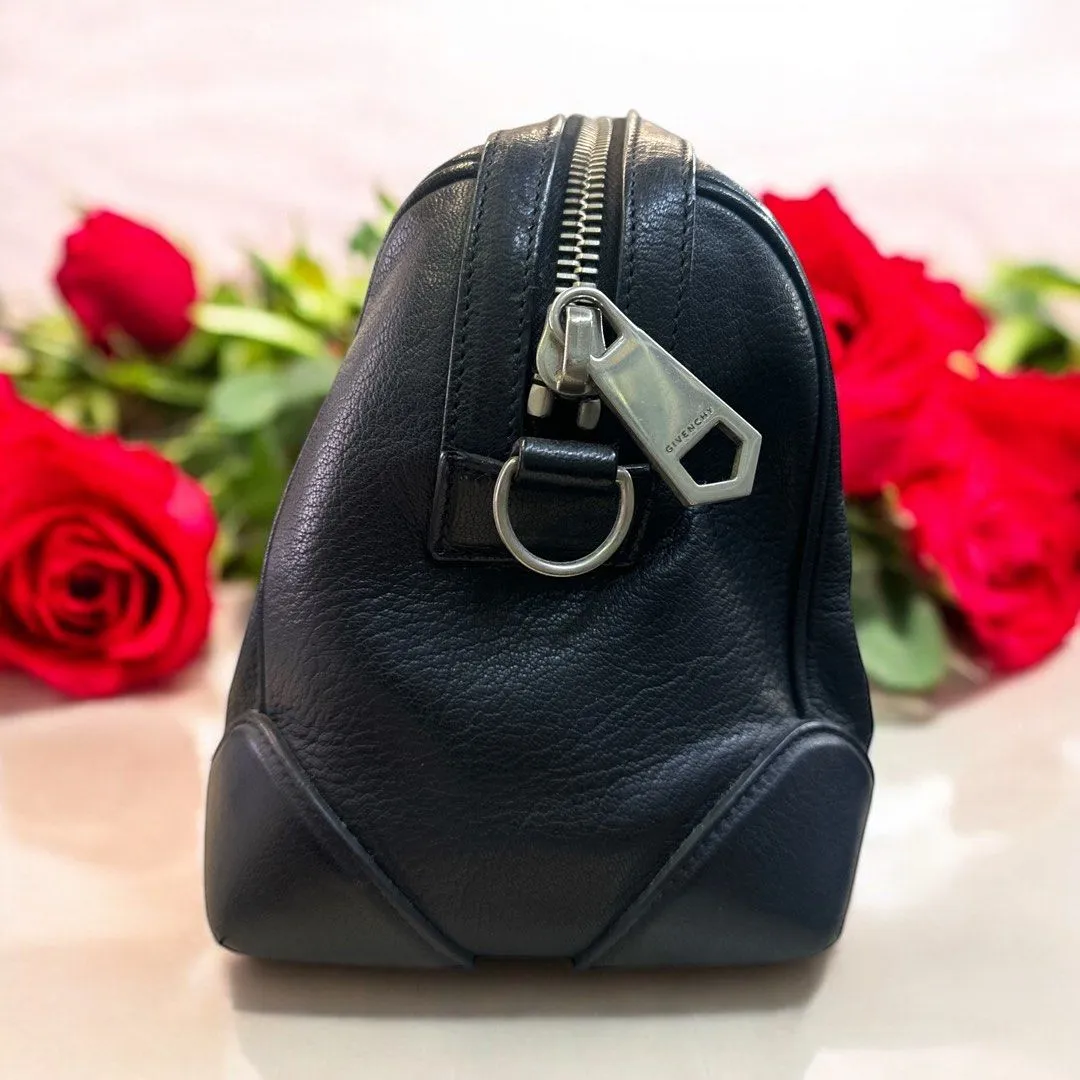 Givenchy Lucrezia handbag (H16 x L24 x W13 cm)