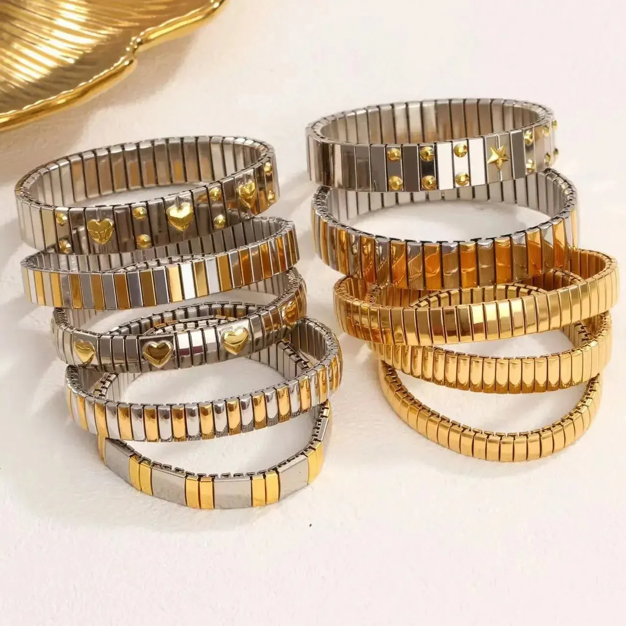 PRISCA | Titanium Steel Elastic Bracelet for Women.Heart Shape.1Pcs.Gold Plated Punk Jewelry.Hip Hop. New Design