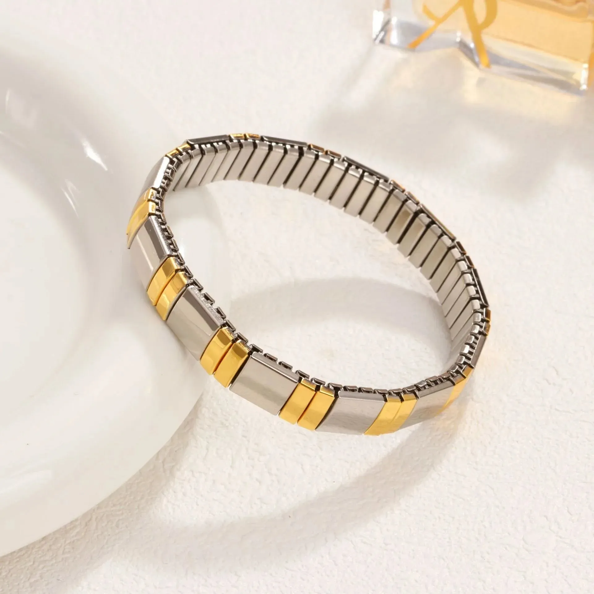 PRISCA | Titanium Steel Elastic Bracelet for Women.Heart Shape.1Pcs.Gold Plated Punk Jewelry.Hip Hop. New Design