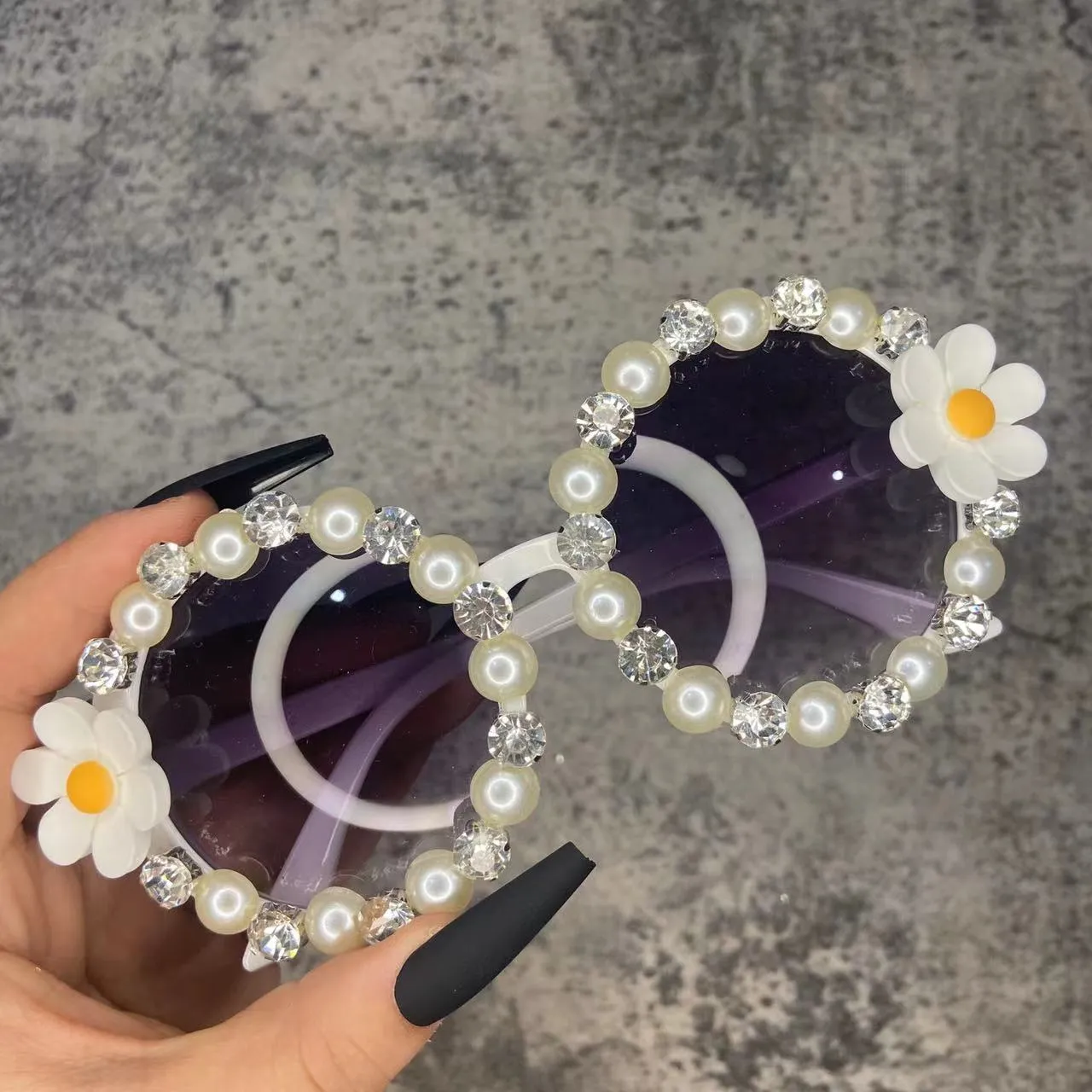 Women's Shiny Rhinestone Diamond Designer Round Shape Sunglasses